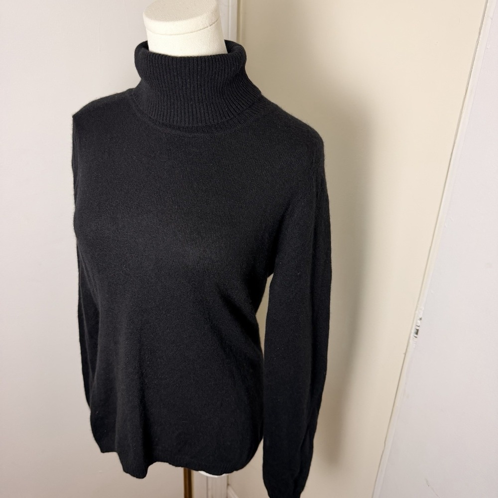 Qi Cashmere 100% Women's Black Knit Turtleneck Long Sleeve Pullover Sweater Sz M